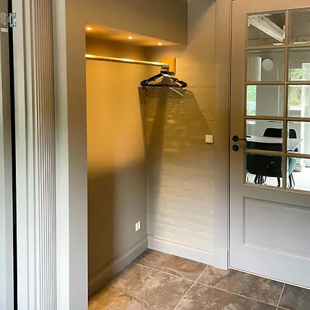 Forest With Charm And Original Details 펜션 Vojens